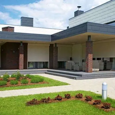 Роллетные системы ALUTECH белого цвета